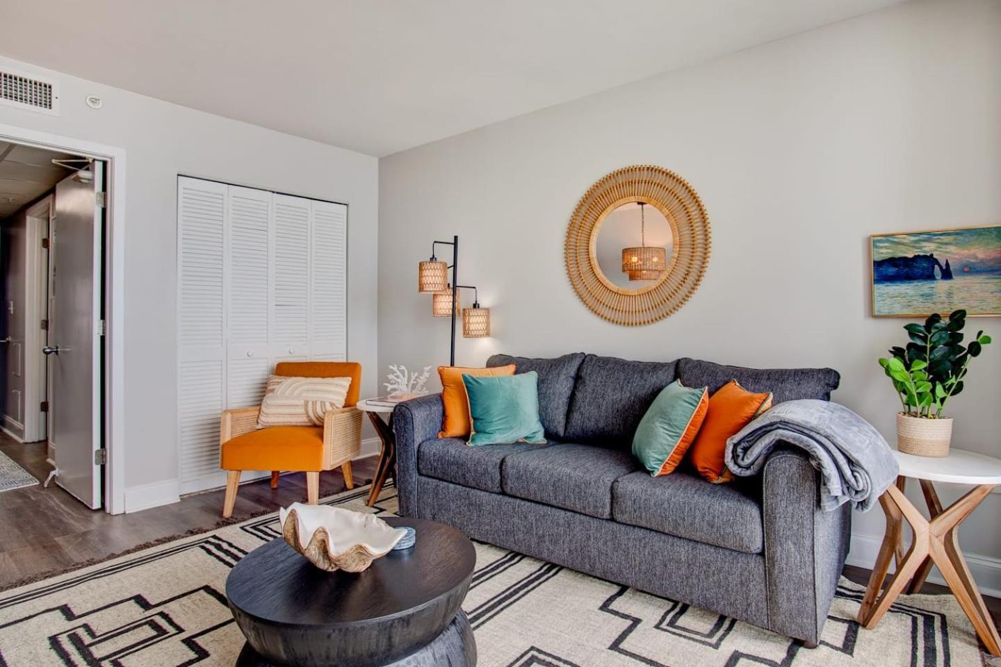 Oceanfront Escape Renovated Suite At Camelot เมอร์เทิลบีช ภายนอก รูปภาพ