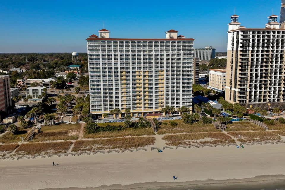 Oceanfront Escape Renovated Suite At Camelot เมอร์เทิลบีช ภายนอก รูปภาพ